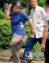 正确踢毽子的方法视频,跟随视频轻松掌握踢毽子技巧